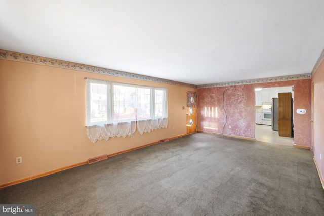 88 SOUTH ST, Hanover, PA 17331