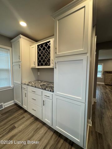 4209 Billtown Rd, Louisville, KY 40299