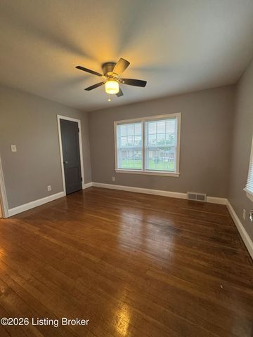4209 Billtown Rd, Louisville, KY 40299