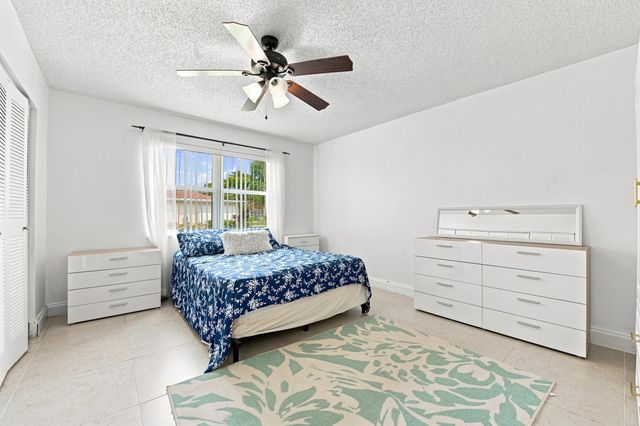 4830 NW 4th Street A, Delray Beach, FL 33445