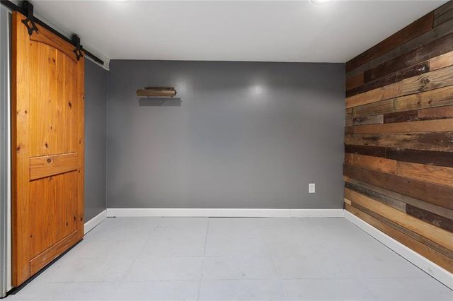 717 NE Mulberry Street, Lee's Summit, MO 64086