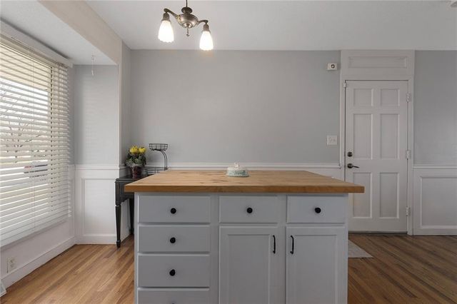 717 NE Mulberry Street, Lee's Summit, MO 64086