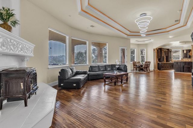 2311 Hill View Dr, El Dorado Hills, CA 95762