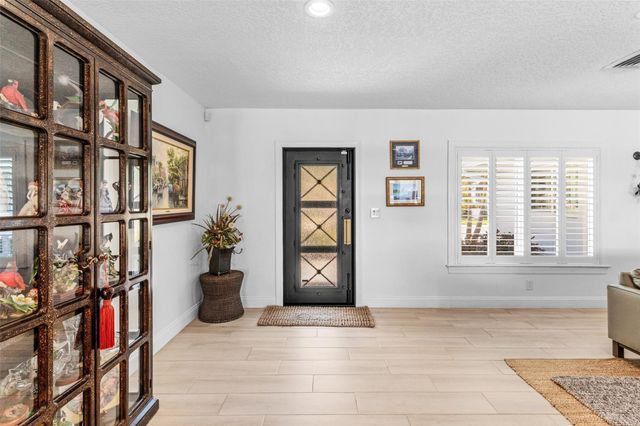 4421 NE 31st Avenue, Lighthouse Point, FL 33064