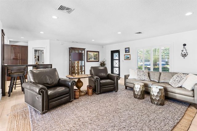 4421 NE 31st Avenue, Lighthouse Point, FL 33064