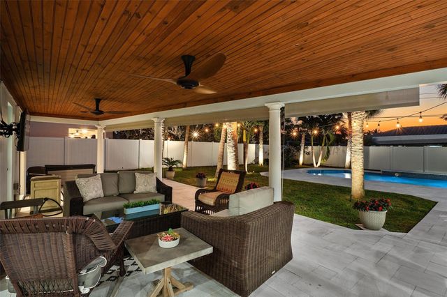 4421 NE 31st Avenue, Lighthouse Point, FL 33064