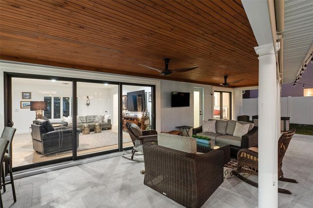 4421 NE 31st Avenue, Lighthouse Point, FL 33064