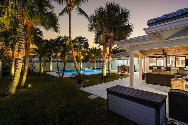 4421 NE 31st Avenue, Lighthouse Point, FL 33064