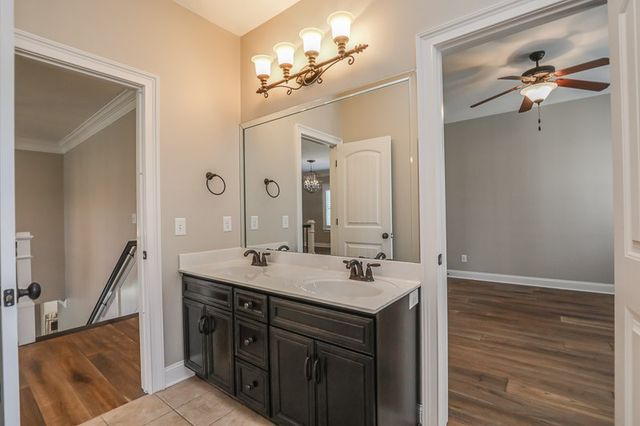 1676 Kelvington Blvd, Gallatin, TN 37066