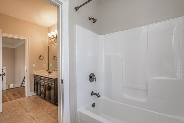 1676 Kelvington Blvd, Gallatin, TN 37066