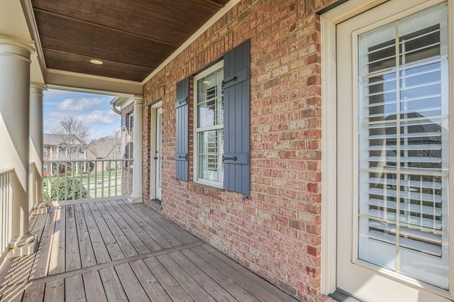 1676 Kelvington Blvd, Gallatin, TN 37066