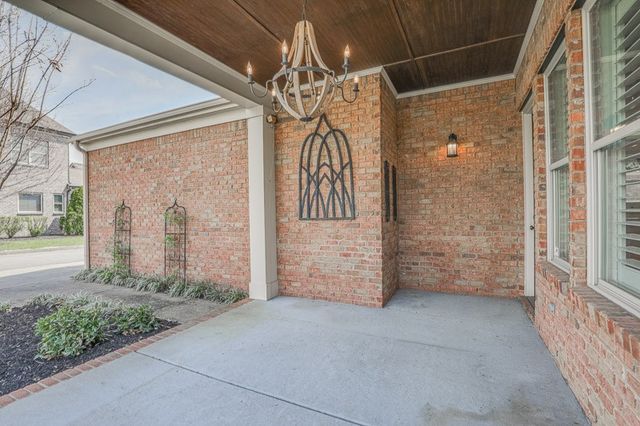 1676 Kelvington Blvd, Gallatin, TN 37066