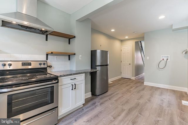 1912 FONTAIN ST, Philadelphia, PA 19121
