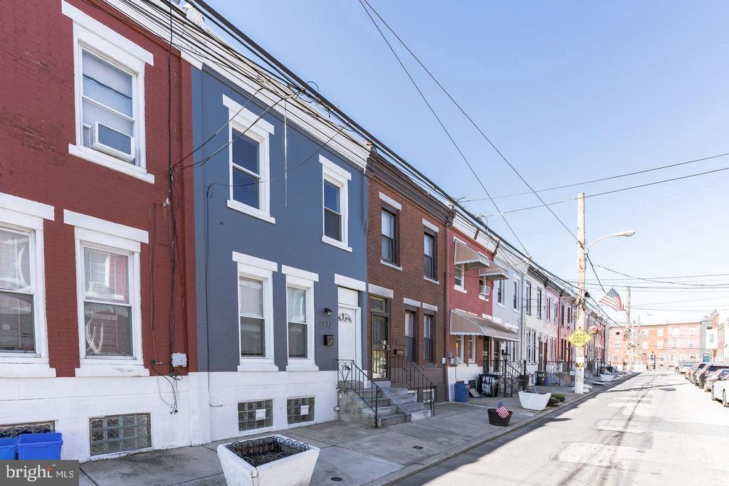 1912 FONTAIN ST, Philadelphia, PA 19121