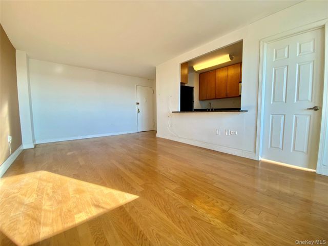 200 Cozine Avenue 9K, Brooklyn, NY 11207