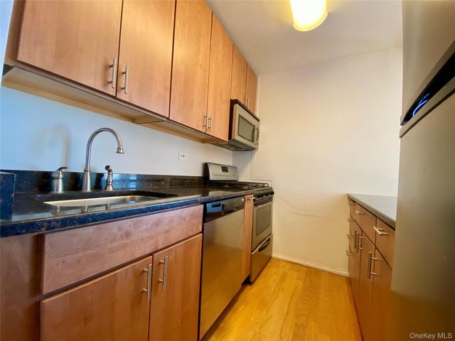 200 Cozine Avenue 9K, Brooklyn, NY 11207