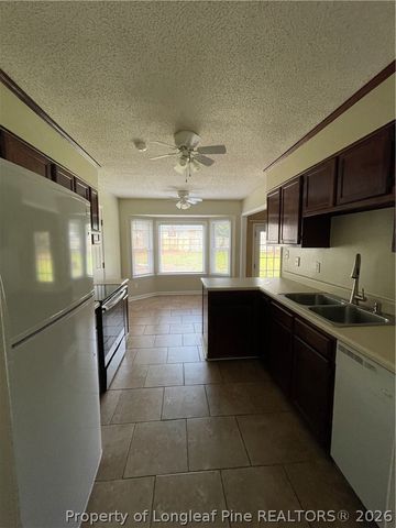 6717 Sandfield Court, Fayetteville, NC 28304
