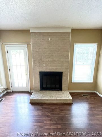 6717 Sandfield Court, Fayetteville, NC 28304
