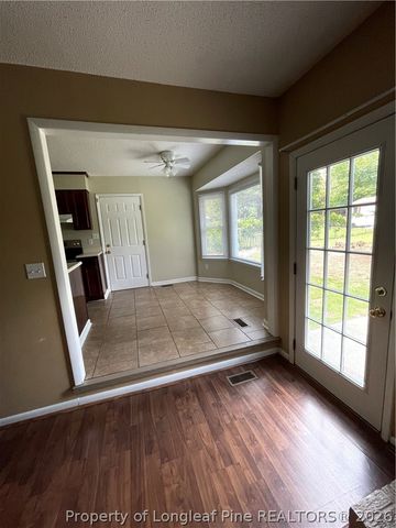 6717 Sandfield Court, Fayetteville, NC 28304