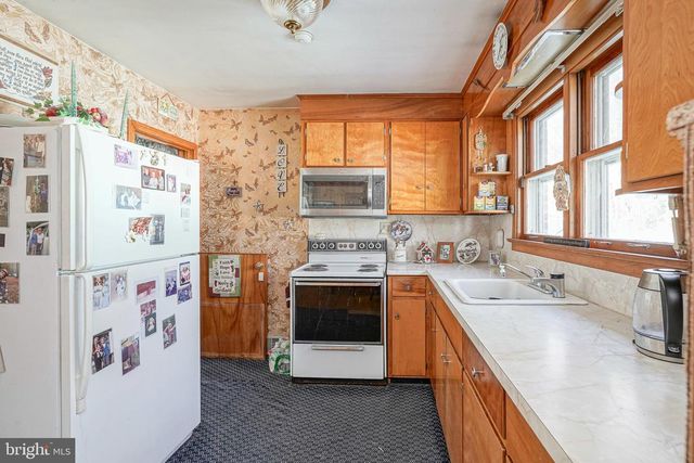 617 ELM AVE, Woodbury Heights, NJ 08097