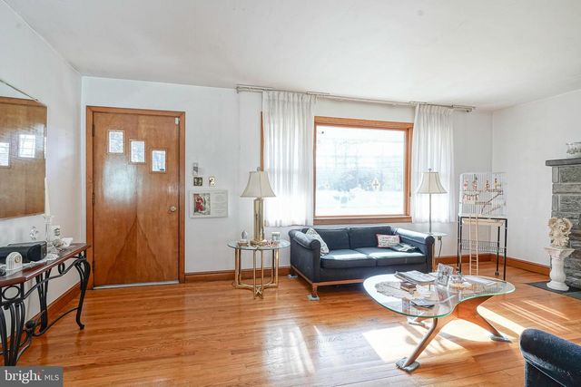 617 ELM AVE, Woodbury Heights, NJ 08097