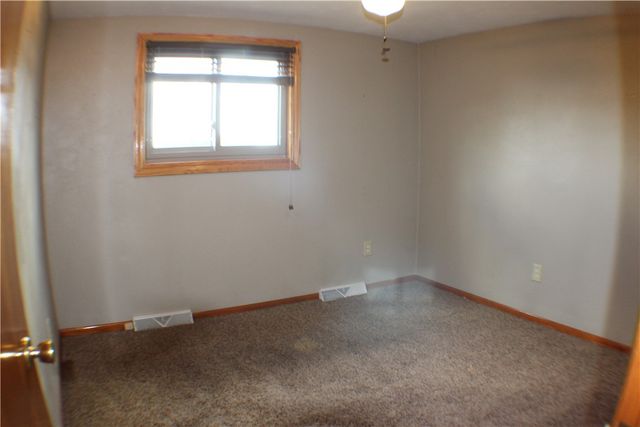 508 Beckman Dr, Mckeesport, PA 15132