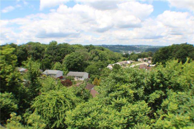 508 Beckman Dr, Mckeesport, PA 15132