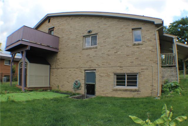 508 Beckman Dr, Mckeesport, PA 15132