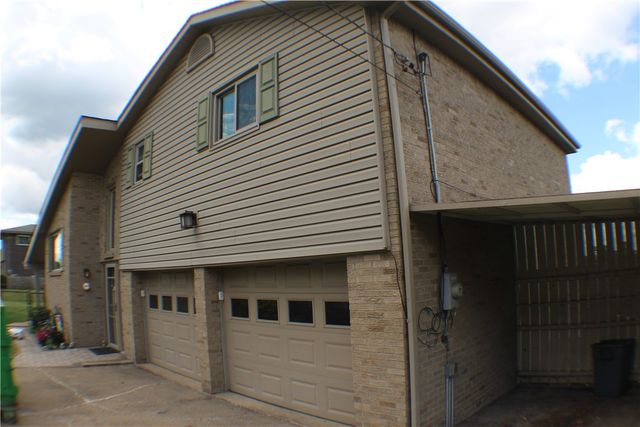 508 Beckman Dr, Mckeesport, PA 15132