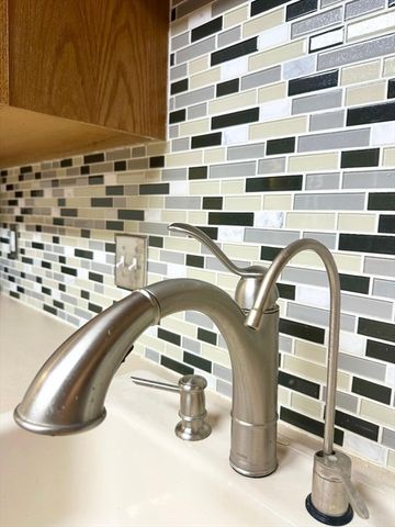 1100 Salem Street 36, Lynnfield, MA 01940