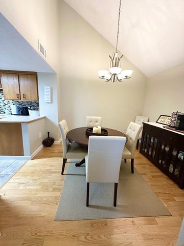 1100 Salem Street 36, Lynnfield, MA 01940