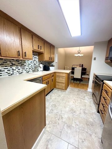 1100 Salem Street 36, Lynnfield, MA 01940