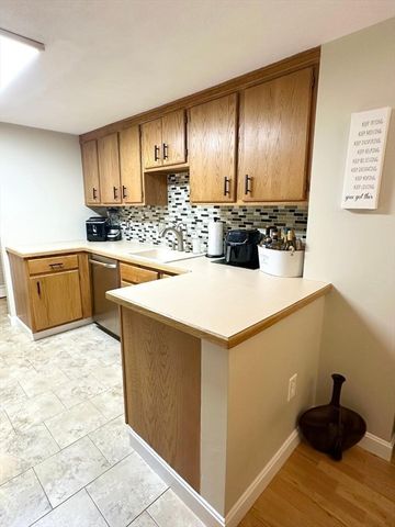 1100 Salem Street 36, Lynnfield, MA 01940