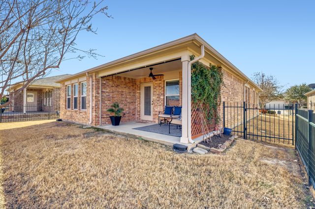 2462 Honeybee Lane, Frisco, TX 75036