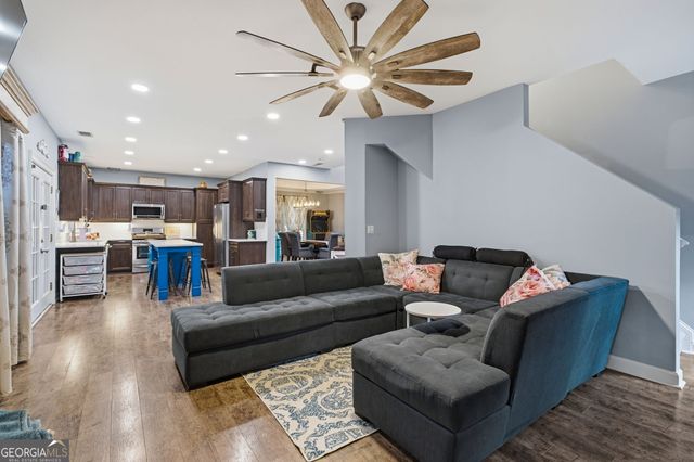 1075 S Bethany Creek Drive, Alpharetta, GA 30004