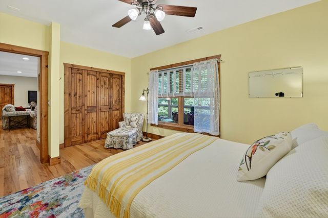 588 Blackberry Drive, Mineral Bluff, GA 30559