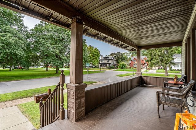 50 Elmwood Park North, Tonawanda, NY 14150