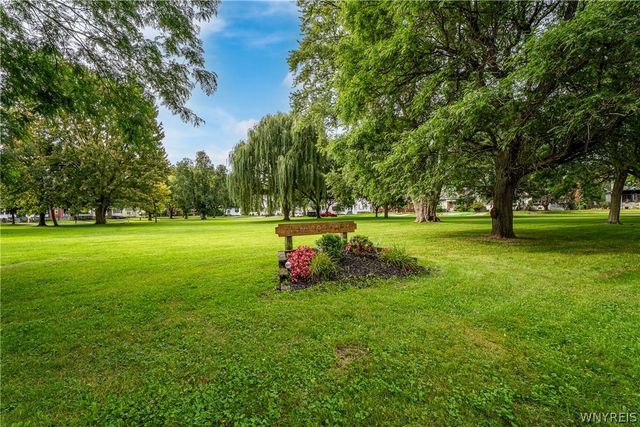 50 Elmwood Park North, Tonawanda, NY 14150