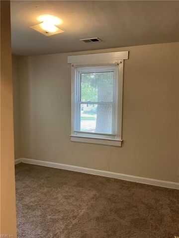 300 Beechwood AVE, Norfolk, VA 23505