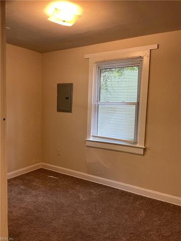 300 Beechwood AVE, Norfolk, VA 23505