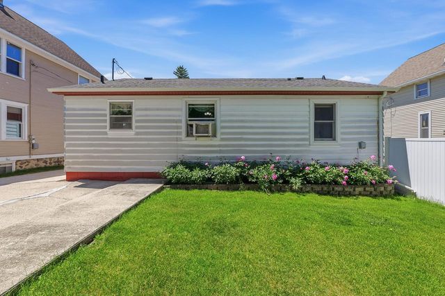 918 4th STREET, Kiel, WI 53042