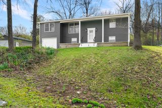 56 Knoll Crest Court, West Lafayette, IN 47906
