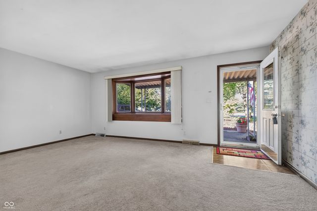 18055 Deshane Avenue, Noblesville, IN 46060