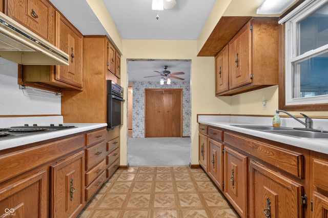 18055 Deshane Avenue, Noblesville, IN 46060