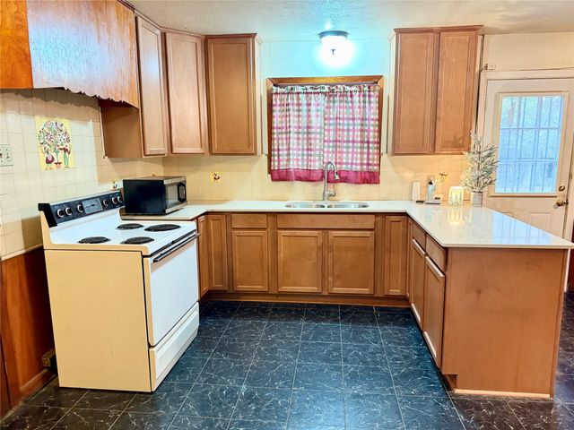 6211 Simsdale Street, Houston, TX 77087