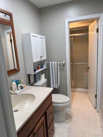 448 Ashley Drive, Grand Blanc, MI 48439