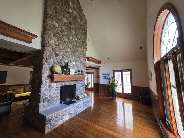 1000 Apache COURT, Fort Atkinson, WI 53538