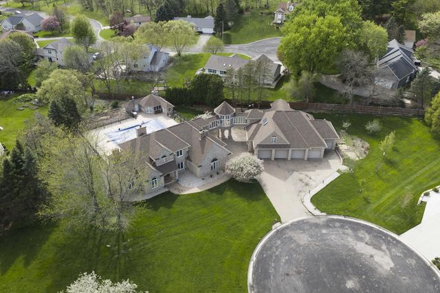1000 Apache COURT, Fort Atkinson, WI 53538