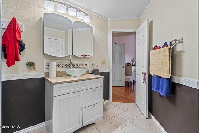 28 Cedar Court, Queensbury, NY 12804