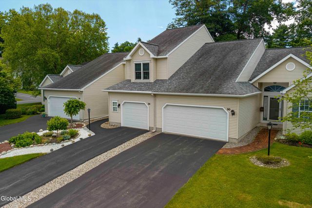 28 Cedar Court, Queensbury, NY 12804